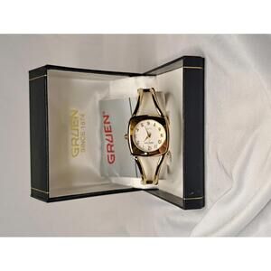 Vintage Gruen Ladies Gold Dress Watch GR7398 New Battery Full Set NOS